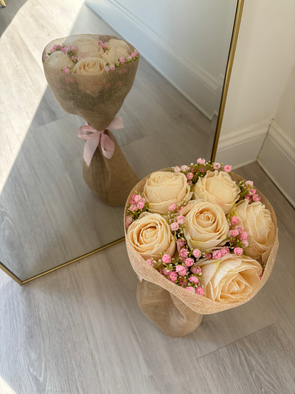 Mini Cream Rose Bouquet